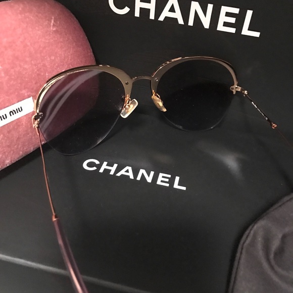 Miu miu sunglasses (prada) - Picture 2 of 5